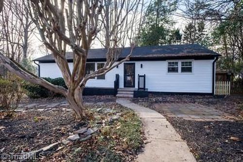 2005 Queens Ct, Greensboro, NC, 27408-4811 | Card Image