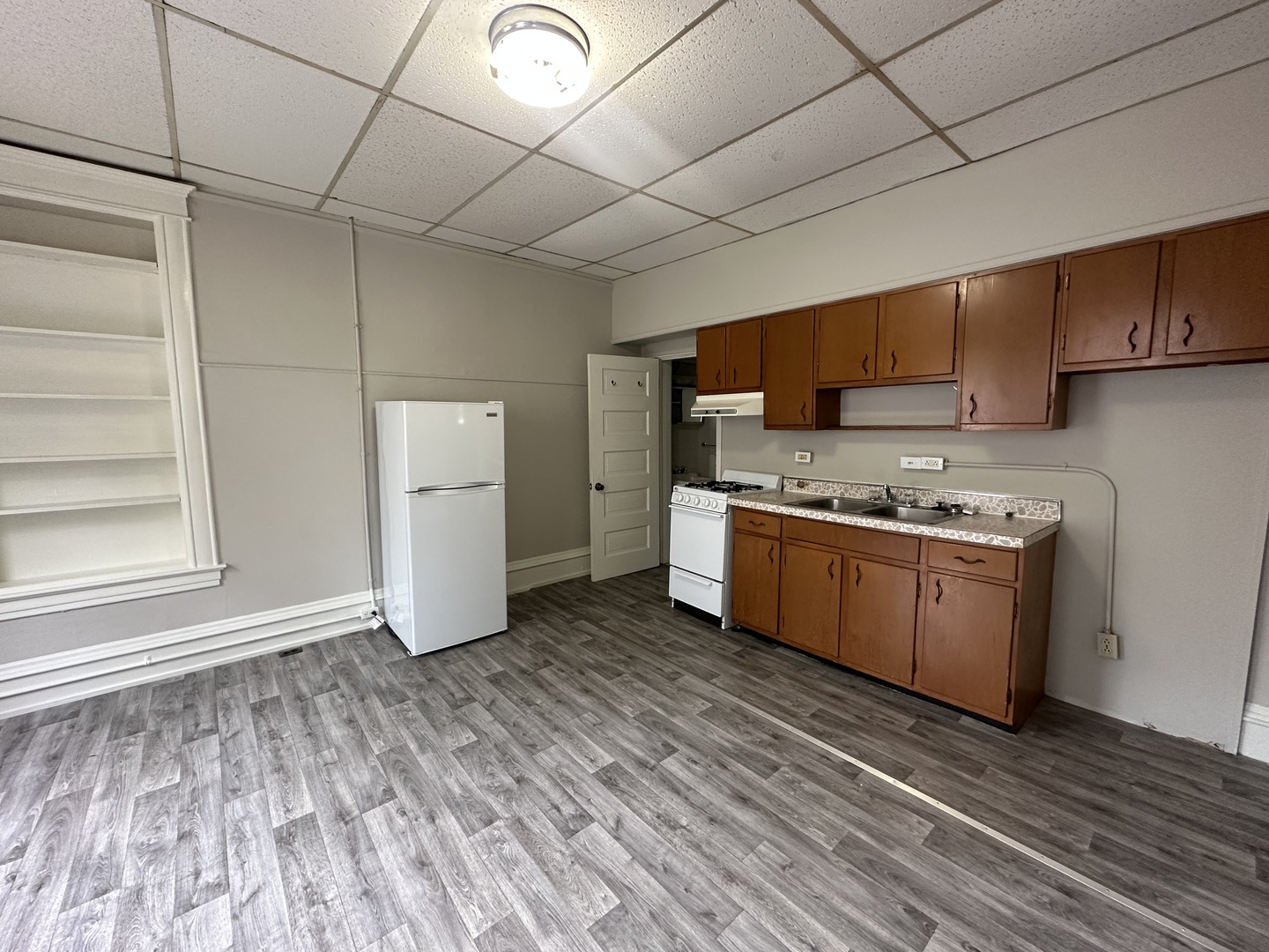 Commercial Sale in Urbana 3