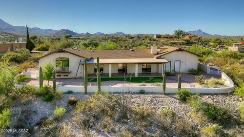 4240 N Paseo De Los Rancheros, Tucson, AZ, 85745-9231 | Card Image