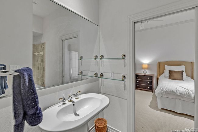 UNIT-8 - 27000 Catamaran Dr, House other with 4 bedrooms, 4 bathrooms and null parking in SPICEWOOD TX | Image 27