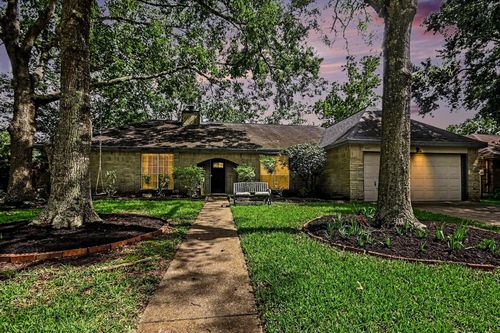 3007 Woodwren Ct, League City, TX, 77573-5944 | Card Image