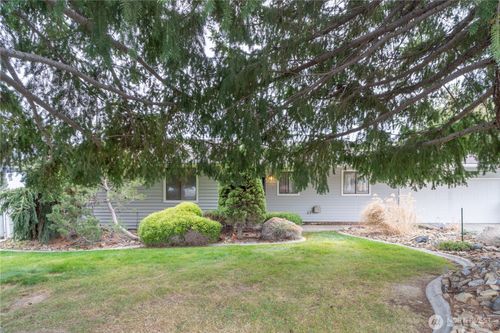 914 Roosevelt Boulevard, Ephrata, WA, 98823 | Card Image