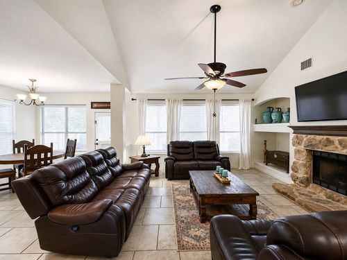 3103 Mason Ave, Corinth, TX, 76210-1734 | Card Image