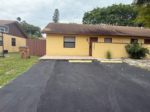 4403-4403 Nw 4th Ave, Deerfield Beach, FL, 33064-2538 | Card Image