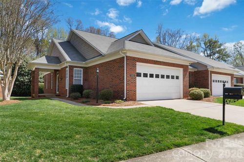 3832 Misty Glen Ct, Matthews, NC, 28105-4141 | Card Image