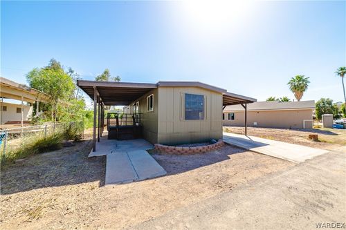 2077 Sweetwater Dr, Bullhead City, AZ, 86442-5250 | Card Image