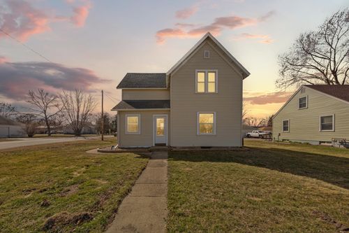 209 Division St S, Morristown, MN, 55052-5180 | Card Image