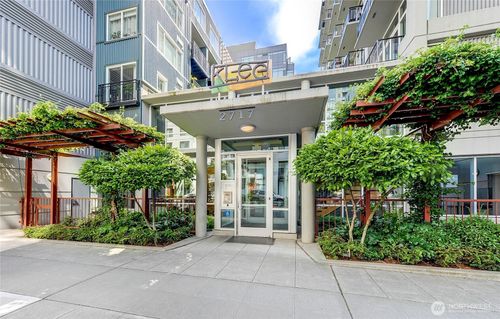 apt-522-2717 Western Ave, Seattle, WA, 98121-1160 | Card Image