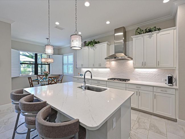 12816 Coastal Breeze Way, House other with 3 bedrooms, 2 bathrooms and null parking in Bradenton FL | Image 9