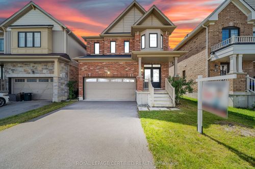 17 Arnold Marshall Blvd, Caledonia, ON, N3W0B2 | Card Image