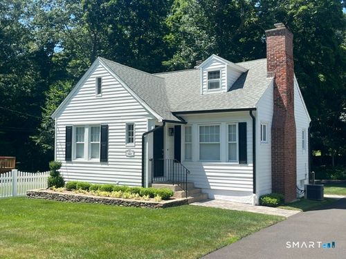 1094 Chase Parkway, Waterbury, CT, 06708 | Card Image