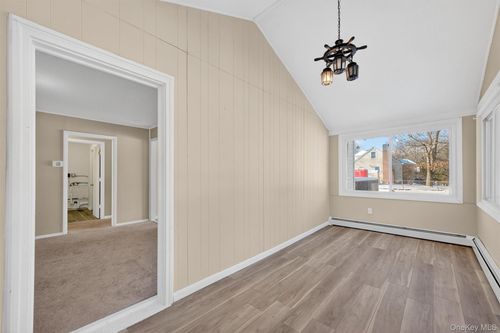 111 Lake Region Blvd, Monroe, NY, 10950-1121 | Card Image