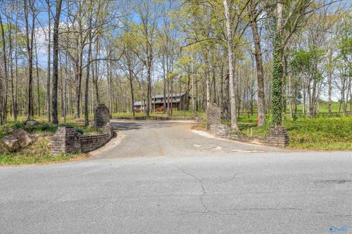 2236 Pine Lake Dr Nw, Arab, AL, 35016-4586 | Card Image