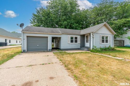 311 8th Avenue, Camanche, IA, 52730 | Card Image