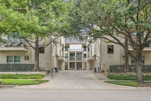 apt-102-3926 Holland Ave, Dallas, TX, 75219-3814 | Card Image