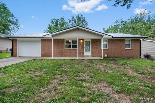 219 Hillvale St, Cape Girardeau, MO, 63701-9571 | Card Image