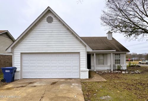 7097 Foxhall Dr, Horn Lake, MS, 38637-1269 | Card Image