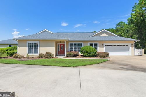 18 Coastal Walk, Saint Marys, GA, 31558-3848 | Card Image