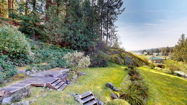 5667 Rutherford Road, House other with 3 bedrooms, 2 bathrooms and 5 parking in Halfmoon Bay BC | Image 30