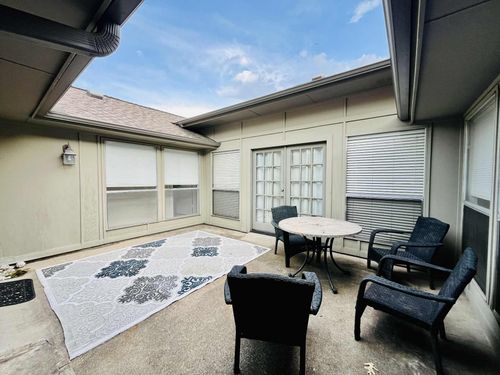1601 Throwbridge Ln, Plano, TX, 75023-7476 | Card Image
