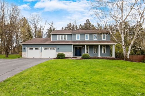 8037 Merrimac Dr, Manlius, NY, 13104-2527 | Card Image