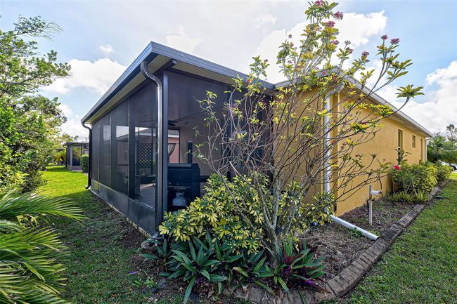 11815 Tempest Harbor Loop, House other with 3 bedrooms, 2 bathrooms and null parking in VENICE FL | Image 33