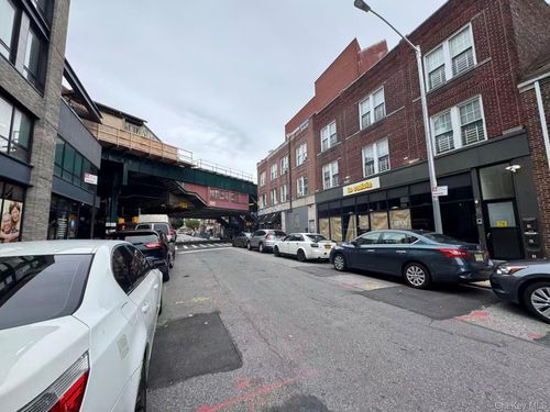 53-141 W 53rd St, New York, NY, 10019-6005 | Card Image