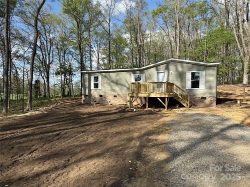 140 Colony Rd, Polkton, NC, 28135-8238 | Card Image