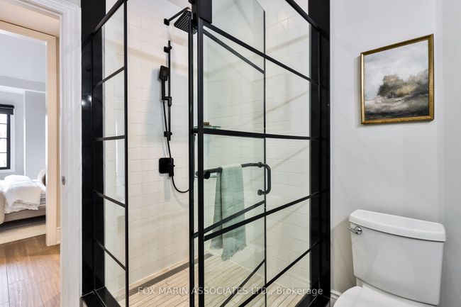 954 Logan Ave, House attached with 4 bedrooms, 4 bathrooms and 2 parking in Toronto ON | Image 25