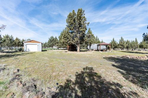 tl-208-208 1st Ave, Culver, OR, 97734-1010 | Card Image