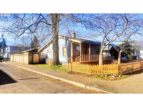 5121 Se 79th Ave, Portland, OR, 97206-4219 | Card Image