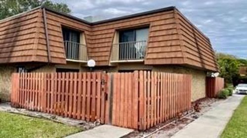apt-17a-1440 N Lawnwood Cir, Fort Pierce, FL, 34950-4993 | Card Image