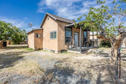 220 E 7th Street, Bakersfield, CA, 93307 | Card Image