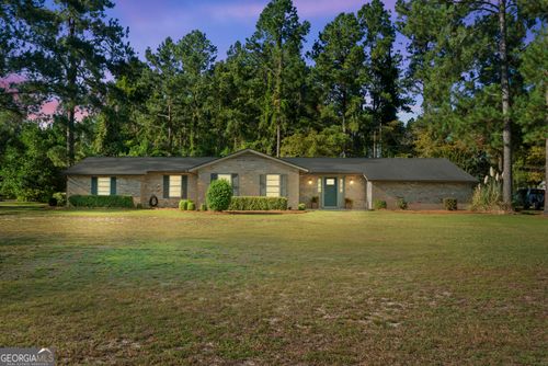 105 Oak Ridge Dr, Statesboro, GA, 30458-9135 | Card Image