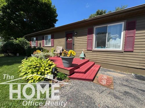 205 E Rolfe Street, Perry, MI, 48872 | Card Image