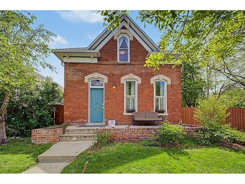 2504 Glenarm Pl, Denver, CO, 80205-3131 | Card Image