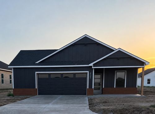 2102 S Colt Pl, Haysville, KS, 67060 | Card Image