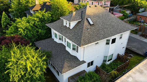 815 15th Avenue E, Seattle, WA, 98112 | Card Image