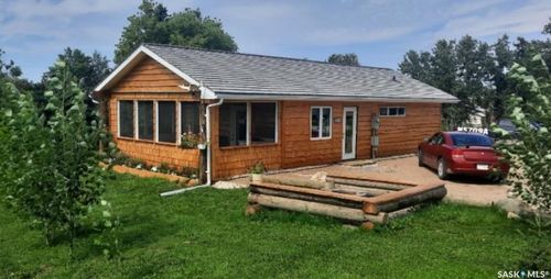 112 3 Ave S, Big River, SK, S0J0E0 | Card Image