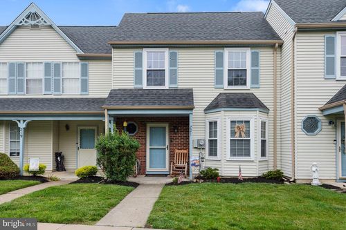 221 Knoll Dr, BLACKWOOD, NJ, 08012-5406 | Card Image