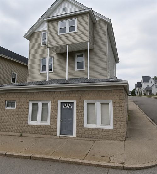 844 Lonsdale Avenue, Providence, RI, 02863 | Card Image