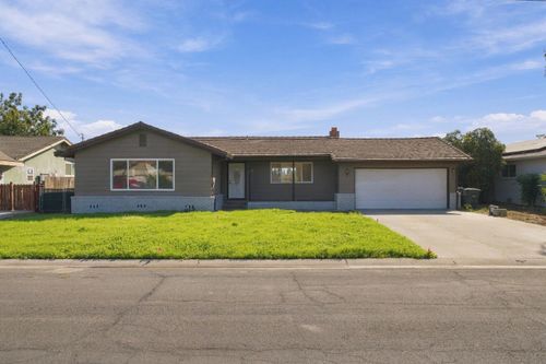 2041 Romero St, Yuba City, CA, 95993-1325 | Card Image