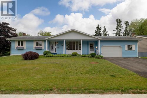 60 Seaview Boulevard, Charlottetown, PE, C1A3A2 | Card Image