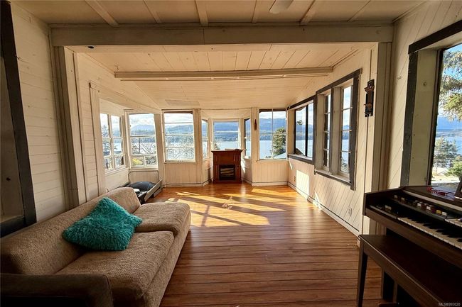 53 Cottonwood Rd, House other with 3 bedrooms, 1 bathrooms and 3 parking in Alert Bay BC | Image 20