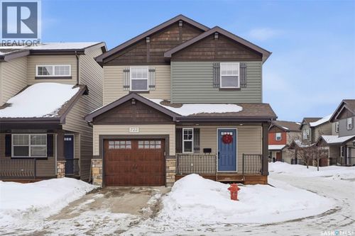 150 Langlois Way, Saskatoon, SK, S7T0L4 | Card Image
