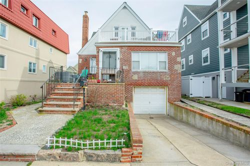 lower-237 E Broadway, Long Beach, NY, 11561-4227 | Card Image