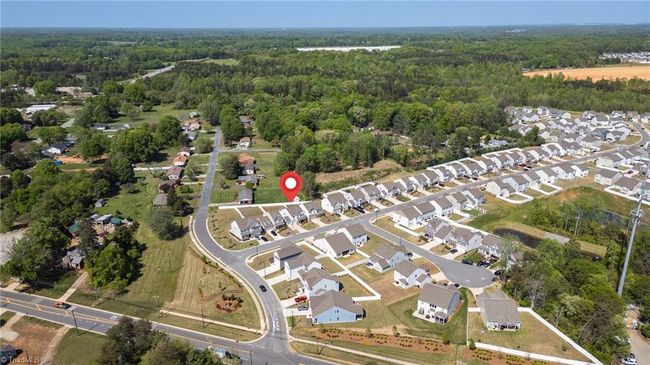 105 Centerpiece Dr, House other with 4 bedrooms, 3 bathrooms and null parking in High Point NC | Image 38