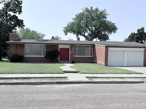 102 W 14th St, La Junta, CO, 81050-2814 | Card Image