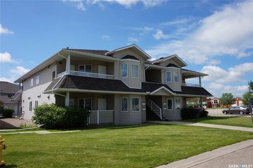 4080 Buckingham Dr E, Regina, SK, S4V3A9 | Card Image