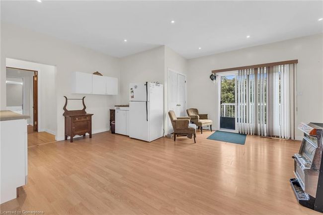 7 Robinson St S, House other with 6 bedrooms, 2 bathrooms and 8 parking in Grimsby ON | Image 28